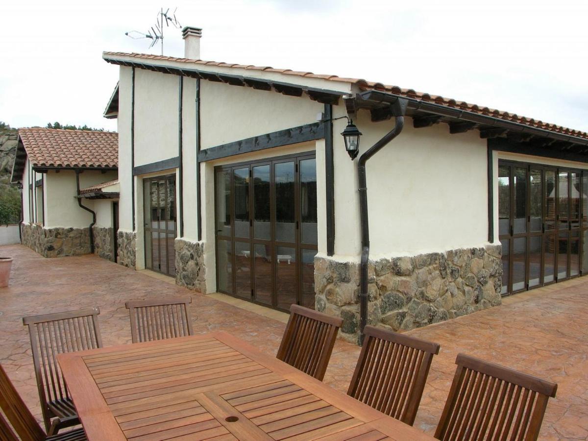 Casa Las Serijuelas Villanueva de Avila Exterior photo